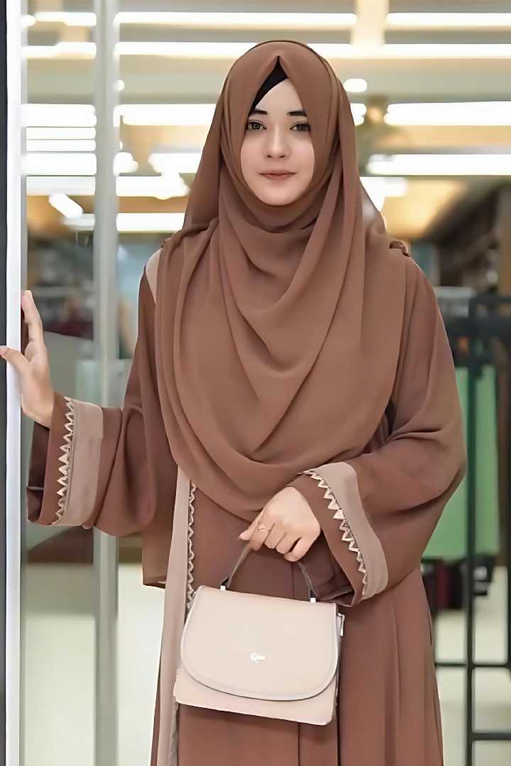 Mazmua,Dubai,Cherry,Abaya,