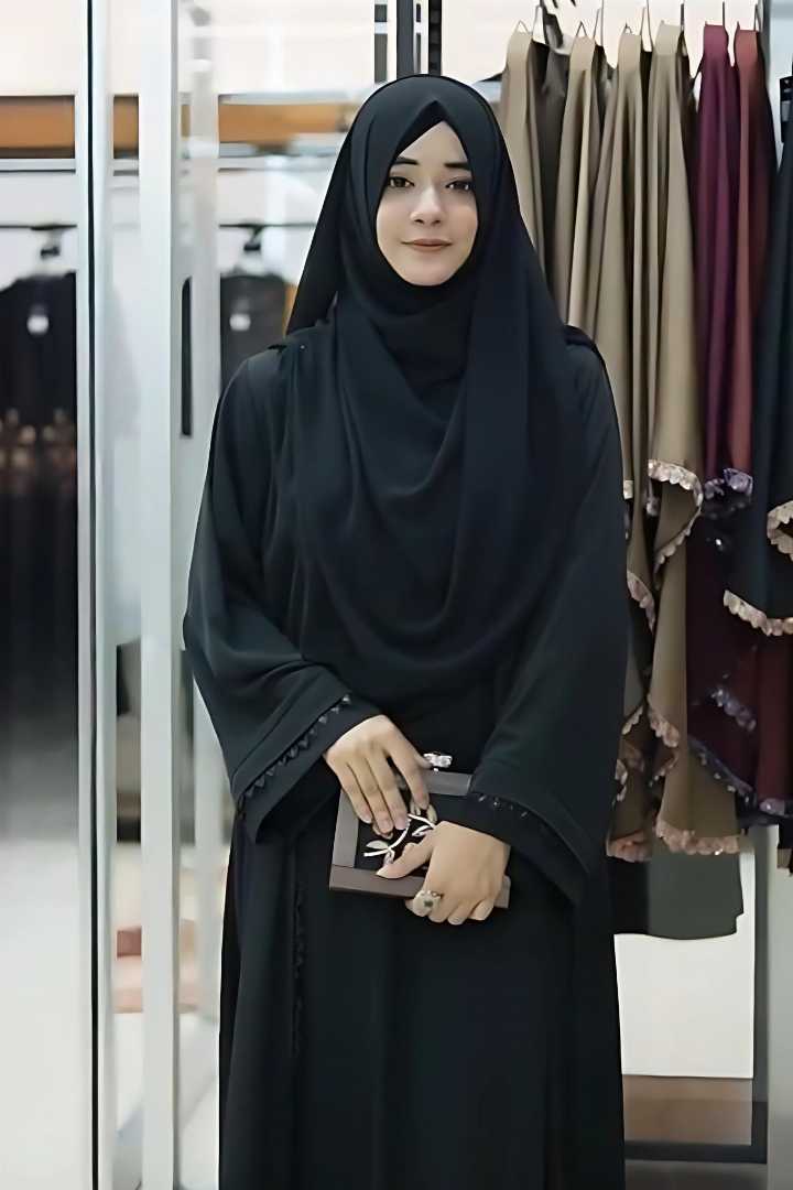 Mazmua,Dubai,Cherry,Abaya,