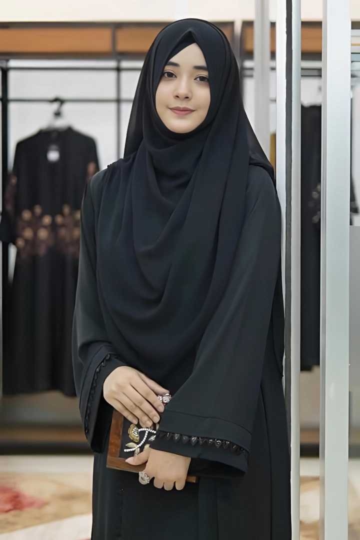 Mazmua,Dubai,Cherry,Abaya,