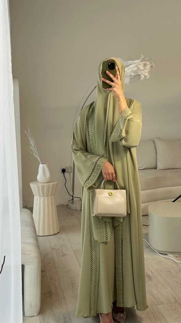 Arisha,Premium,Dubai,Cherry,Abaya