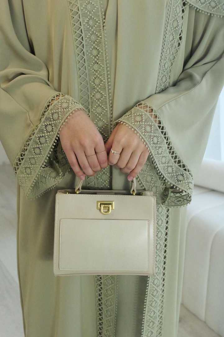Arisha,Premium,Dubai,Cherry,Abaya